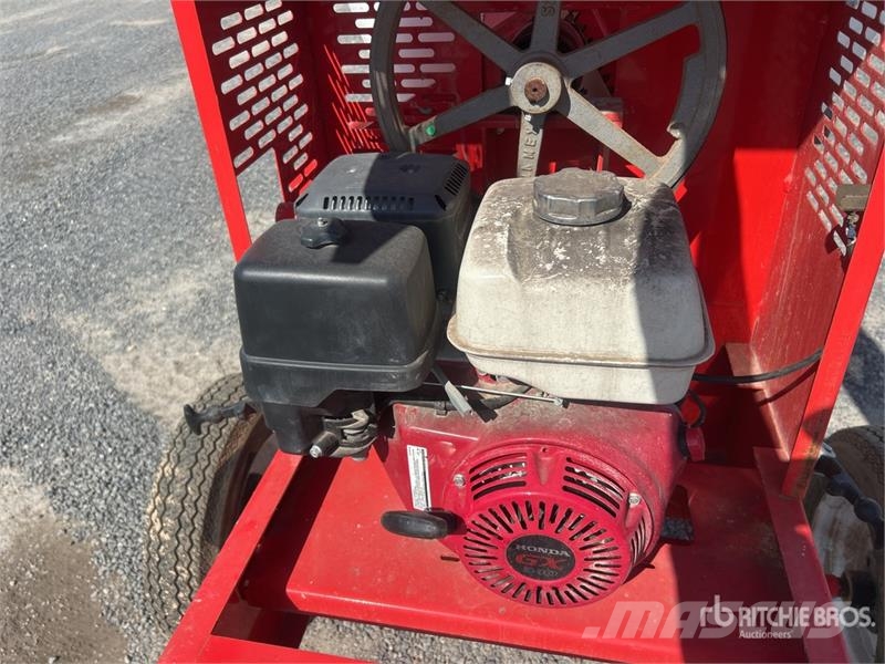 MultiQuip MC12PH Portable Concrete Mixer Бетоно/варо бъркачки