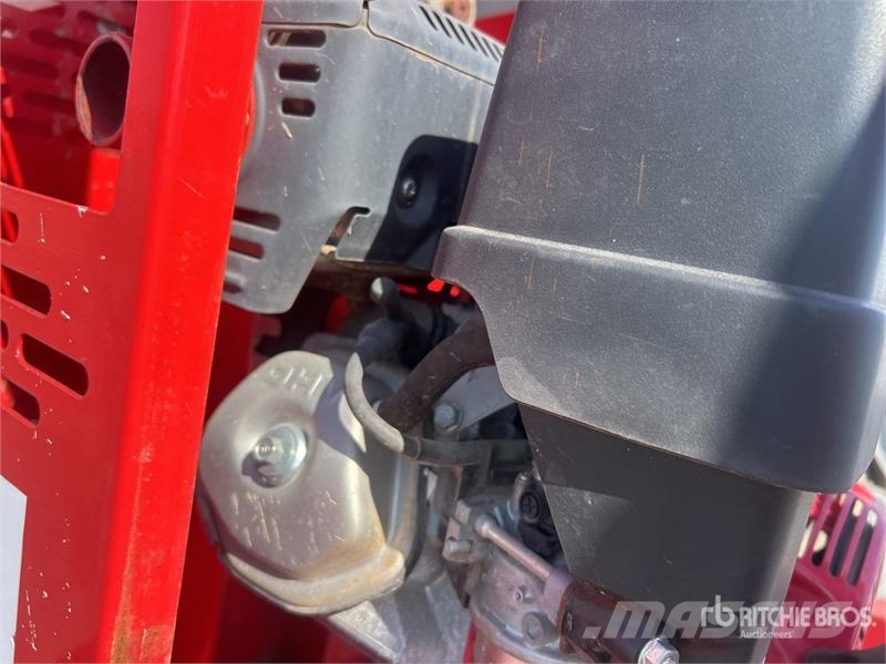 MultiQuip MC12PH Portable Concrete Mixer Бетоно/варо бъркачки