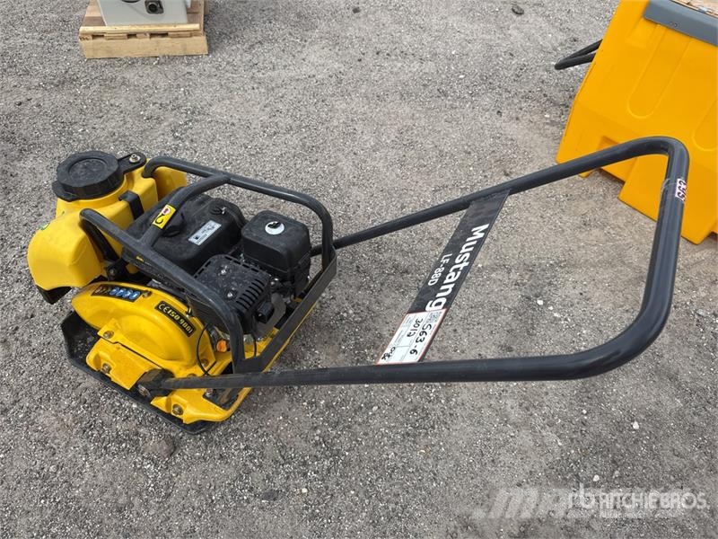 Mustang LF-88D 20 in Plate Compactor Attachment (Unused) Plate compactors