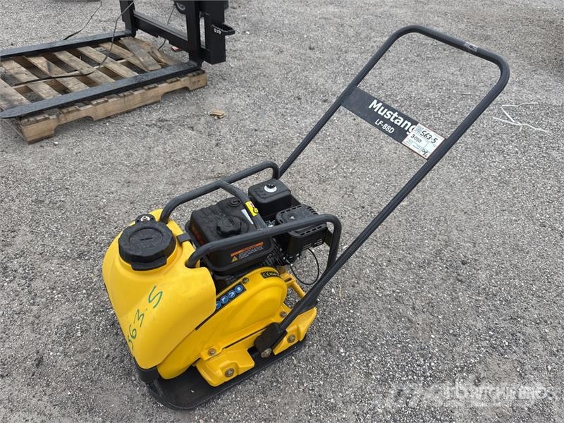 Mustang LF-88D 20 in Plate Compactor Attachment (Unused) Plate compactors