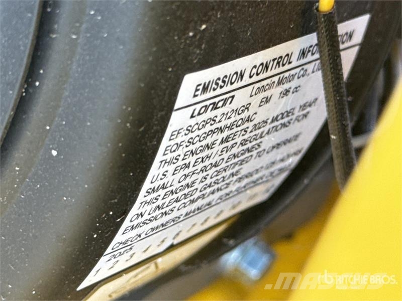Mustang LF-88D 20 in Plate Compactor Attachment (Unused) 夯實機(夯土機)
