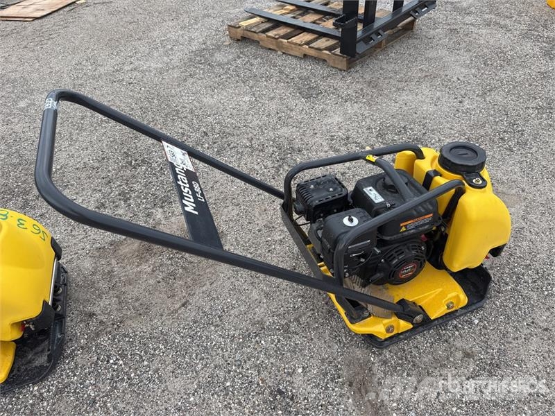 Mustang LF-88D 20 in Plate Compactor Attachment (Unused) 夯實機(夯土機)