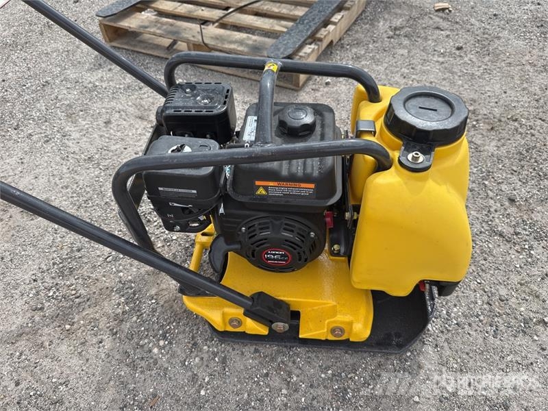 Mustang LF-88D Plate Compactor Attachment (Unused) Vibro ploče