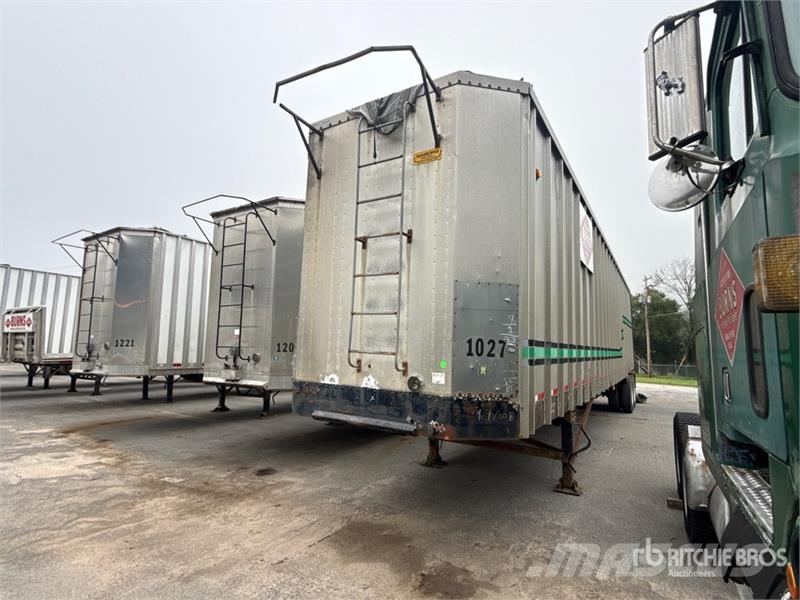  Nabors 45 ft x 96 in T/A Chip Trailer مقطورات لتقل ألواح الخشب