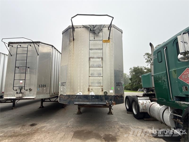  Nabors 45 ft x 96 in T/A Chip Trailer مقطورات لتقل ألواح الخشب