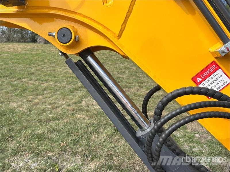 NAKATO ZT40G Mini Excavator (Unused) Mini bagri <7t