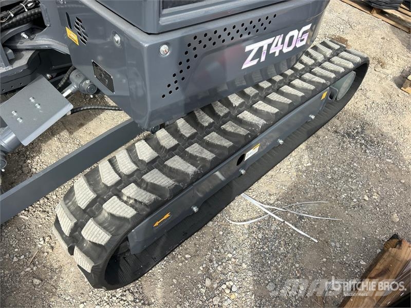 NAKATO ZT40G Mini Excavator (Unused) Mini bagri <7t