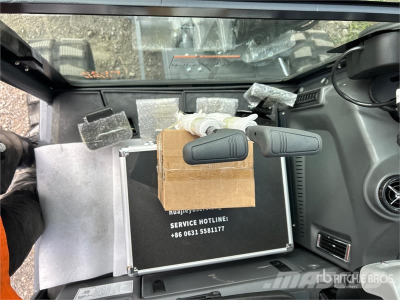 NAKATO ZT40G Mini Excavator (Unused) Mini bagri <7t