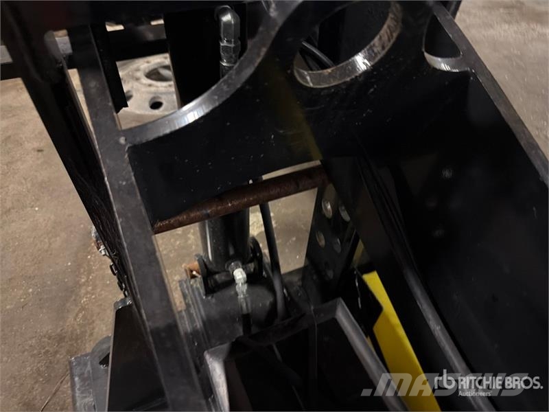 Neks Electric 5th Wheel Tow Attachment Ostale kargo komponente