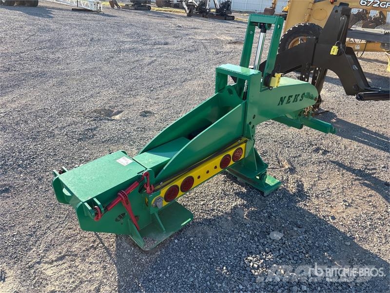 Neks Fifth Wheel Wrecker Attachment (Unused) Other components