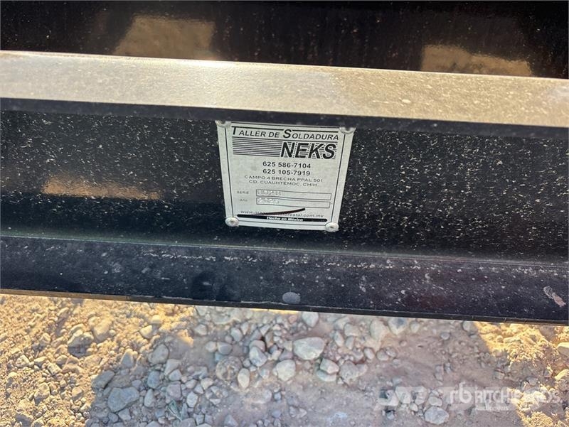 Neks Fifth Wheel Wrecker Attachment (Unused) Ostale kargo komponente