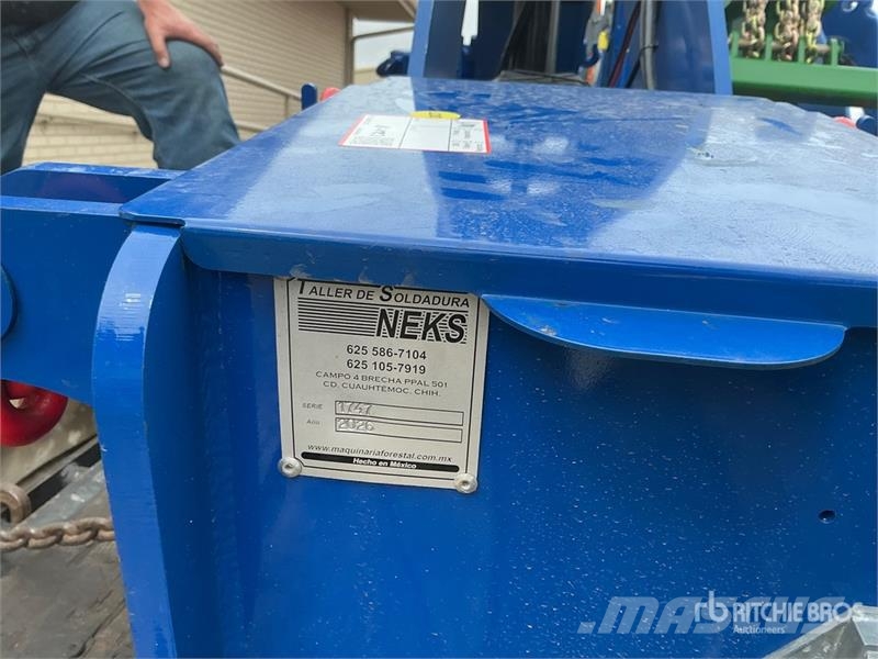 Neks Fifth Wheel Wrecker Attachment 其他組件