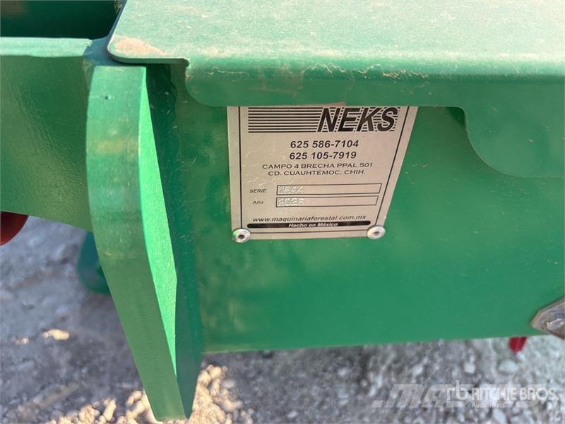 Neks Fifth Wheel Wrecker Attachment (Unused) Ostale kargo komponente