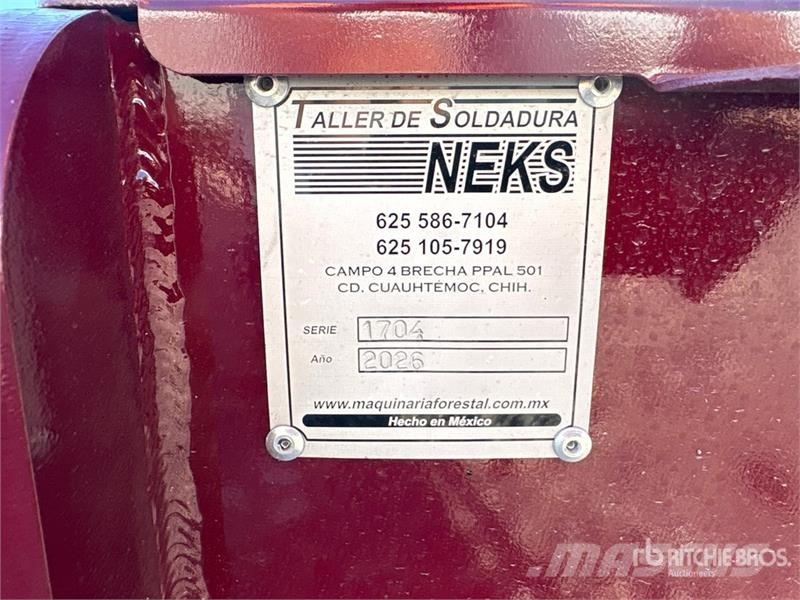 Neks Fifth Wheel Wrecker Attachment (Unused) Other components