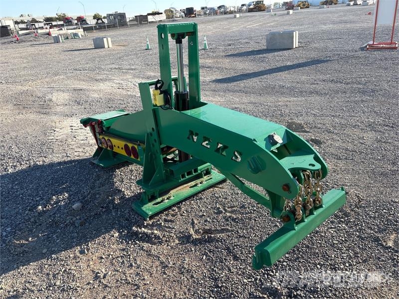 Neks Fifth Wheel Wrecker Attachment (Unused) Other components