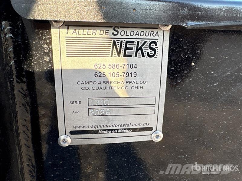 Neks Fifth Wheel Wrecker Attachment (Unused) Other components