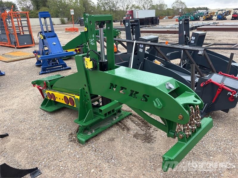 Neks Fifth Wheel Wrecker Attachment (Unused) Transport – ostalo