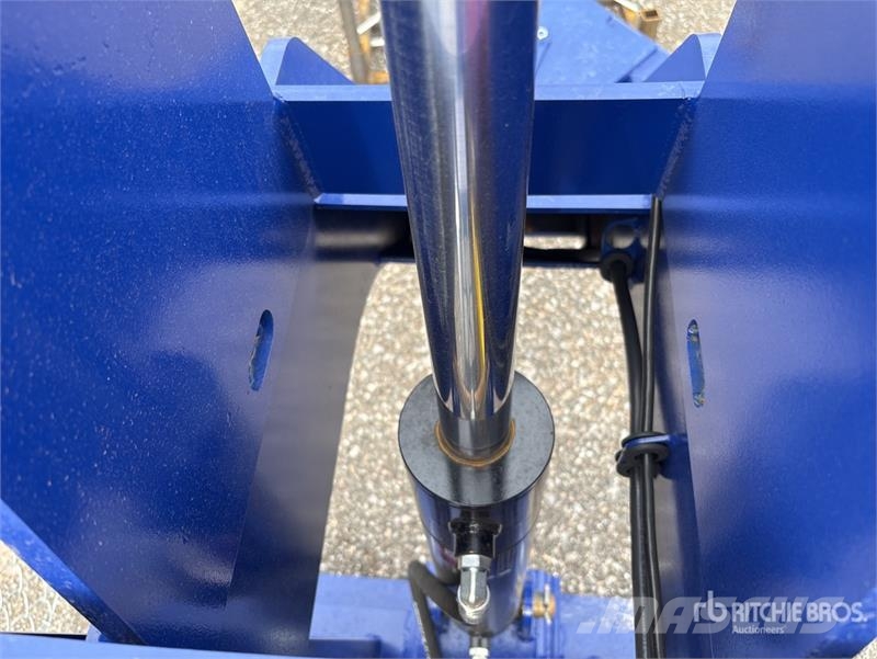 Neks Fifth Wheel Wrecker Attachment Ostale kargo komponente