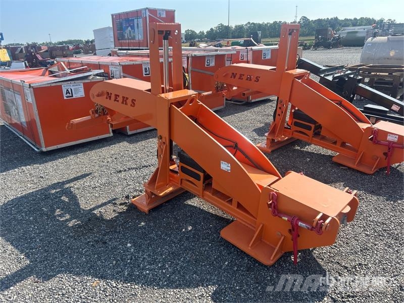 Neks Hydraulic Fifth Wheel Wrecker Attachment (Unu Ostale kargo komponente