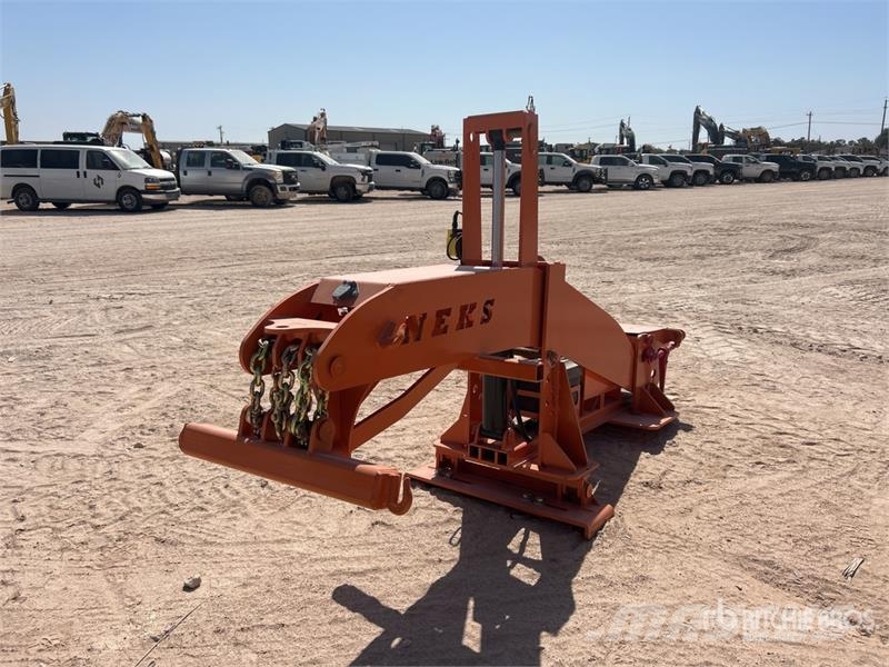 Neks Hydraulic Fifth Wheel Wrecker Attachment - Fi Muud osad