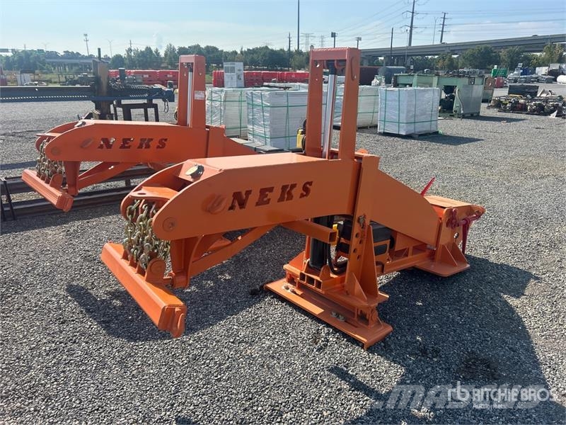 Neks Hydraulic Fifth Wheel Wrecker Attachment (Unu Ostale kargo komponente