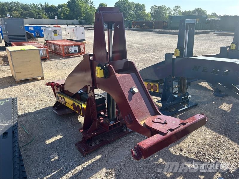  Neks Hydraulic Fifth Wheel Wrecker Attachment (Unu Коммерческий транспорт - Другие