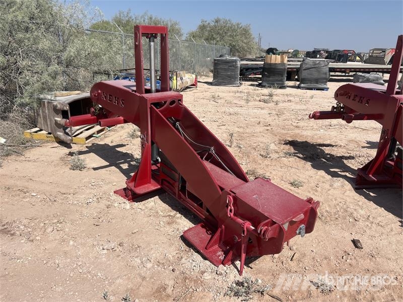 Neks Hydraulic Fifth Wheel Wrecker Attachment - Fi Ostale kargo komponente