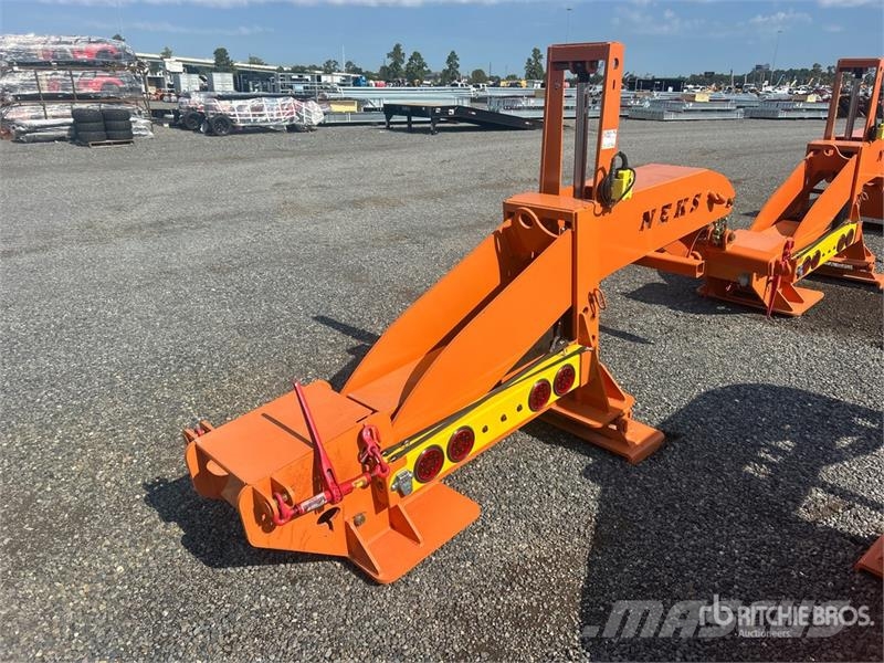 Neks Hydraulic Fifth Wheel Wrecker Attachment (Unu Ostale kargo komponente