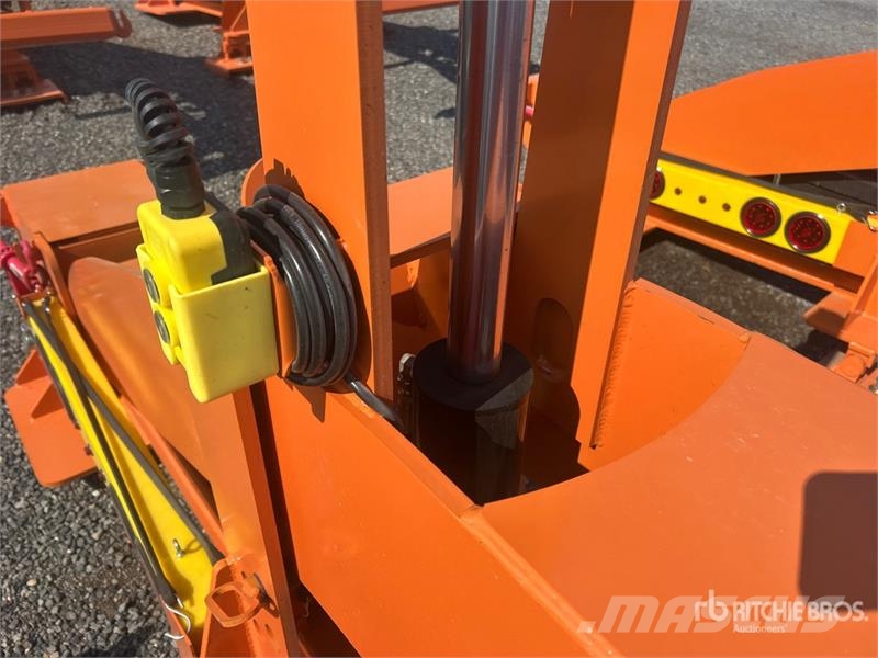 Neks Hydraulic Fifth Wheel Wrecker Attachment (Unu 其他組件