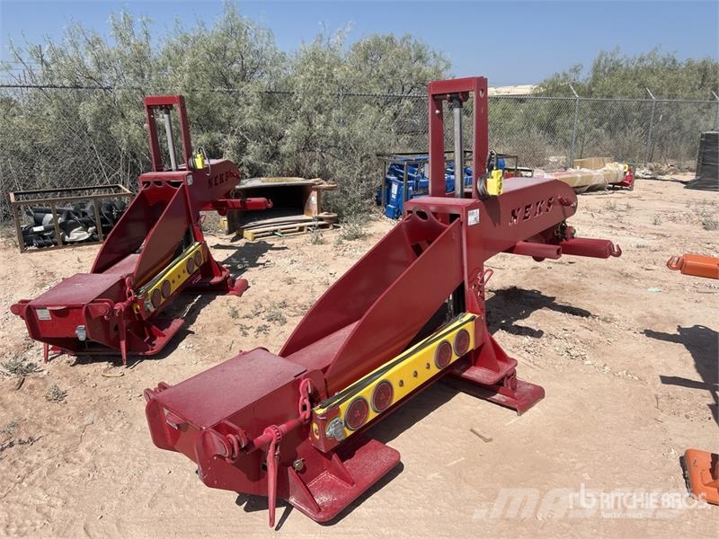 Neks Hydraulic Fifth Wheel Wrecker Attachment - Fi Ostale kargo komponente