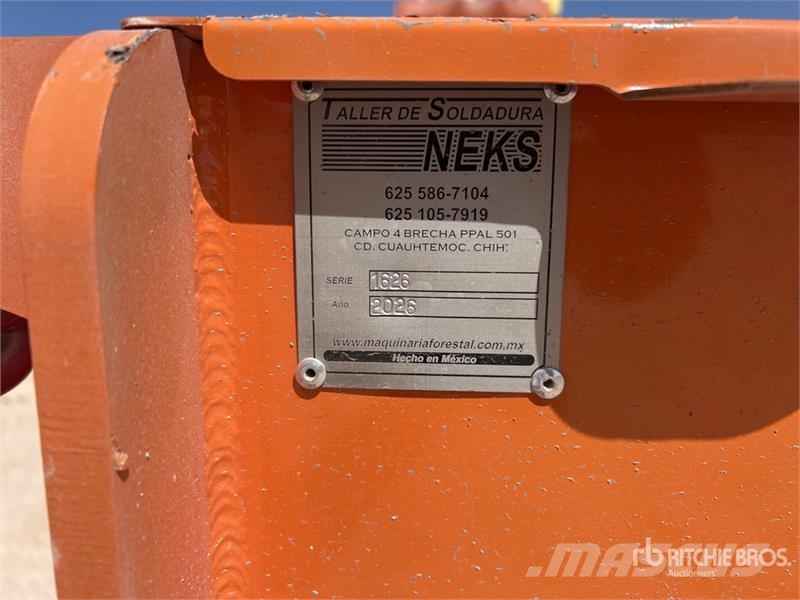 Neks Hydraulic Fifth Wheel Wrecker Attachment - Fi Muud osad