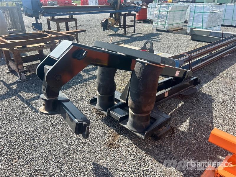 Neks Pneumatic Fifth Wheel Wrecker Attachment (Unu Ostale kargo komponente