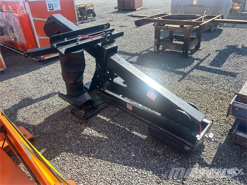 Neks Pneumatic Fifth Wheel Wrecker Attachment (Unu Ostale kargo komponente