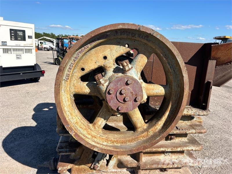  New England 16X32 Jaw Crusher جراشات