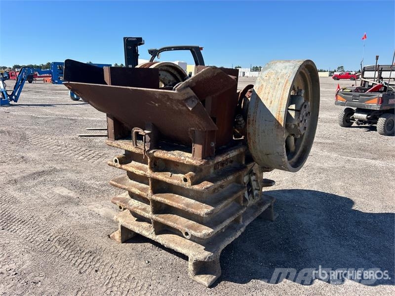  New England 16X32 Jaw Crusher جراشات
