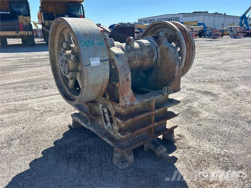  New England 16X32 Jaw Crusher جراشات