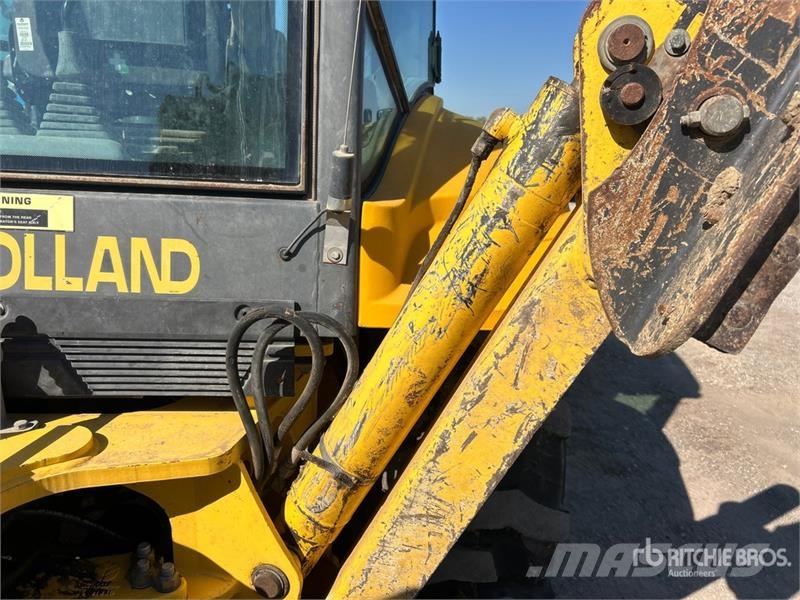New Holland LB75B Ekskavatori-iekrāvēji