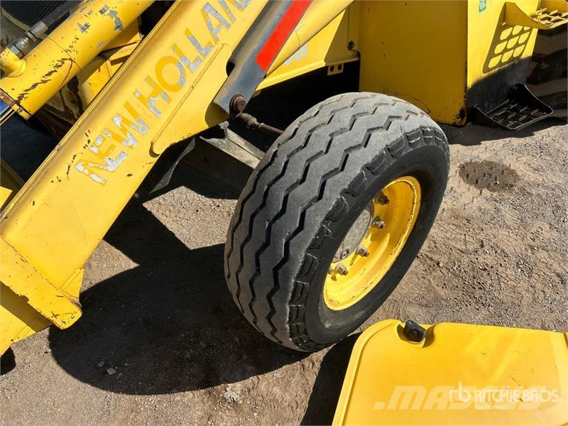 New Holland LB75B Ekskavatori-iekrāvēji