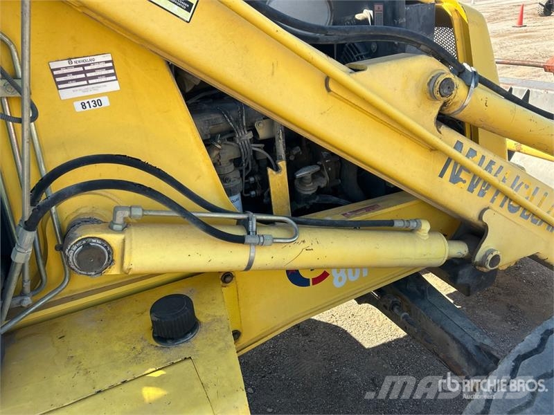 New Holland LB75B Ekskavatori-iekrāvēji