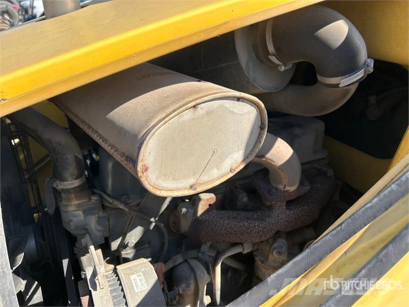 New Holland LB75B Ekskavatori-iekrāvēji