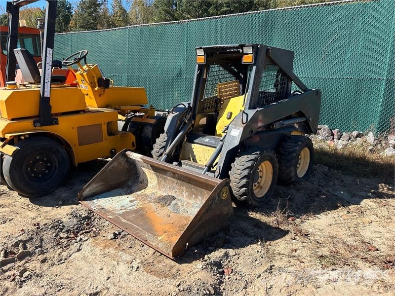 New Holland LS170 Skid steer mini nakladalci