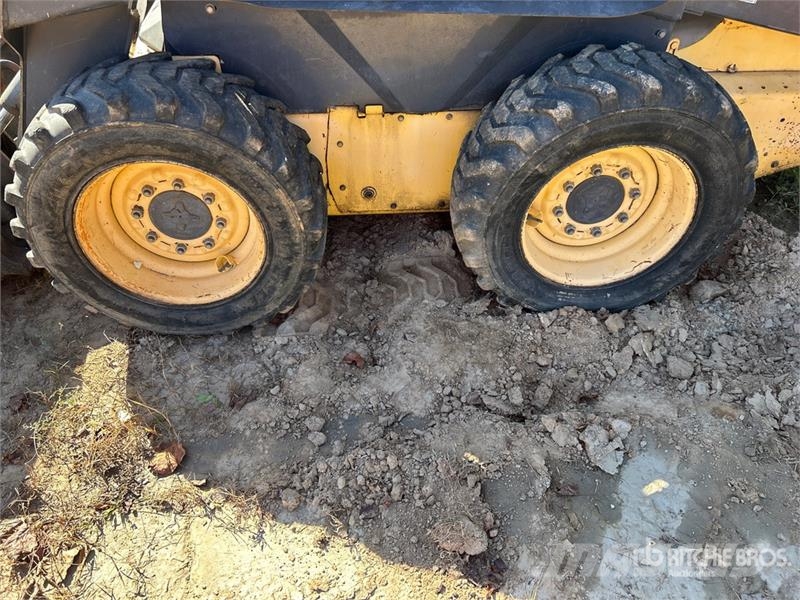 New Holland LS170 Skid steer mini nakladalci