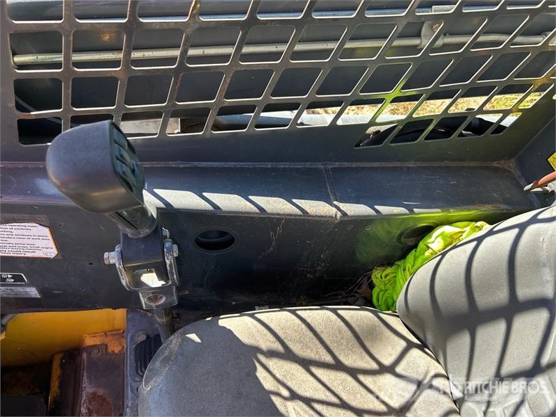 New Holland LS170 Skid steer mini nakladalci
