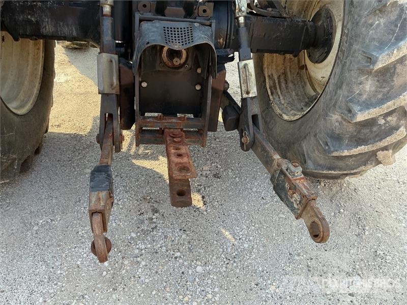 New Holland TM140 4WD Tractor Trattori