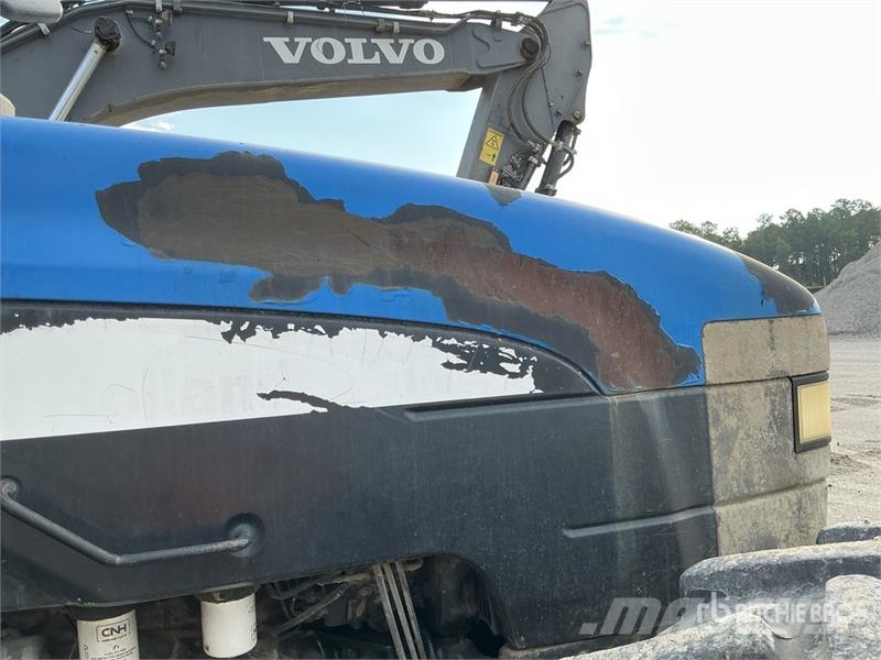 New Holland TM140 4WD Tractor Trattori