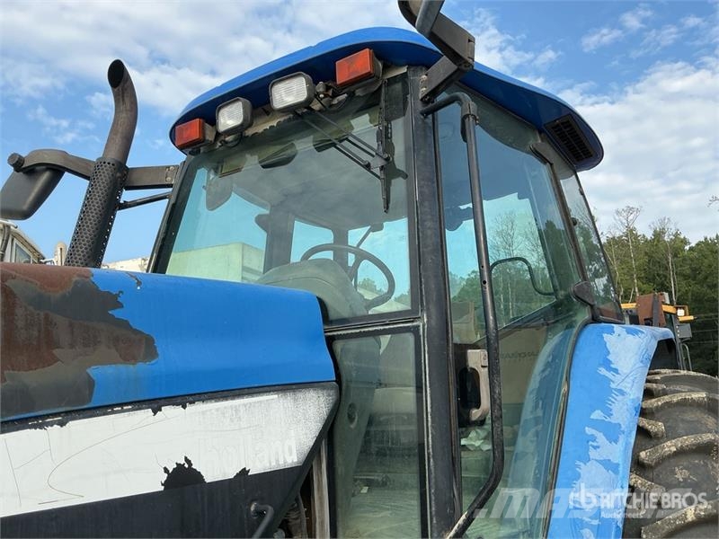 New Holland TM140 4WD Tractor Trattori