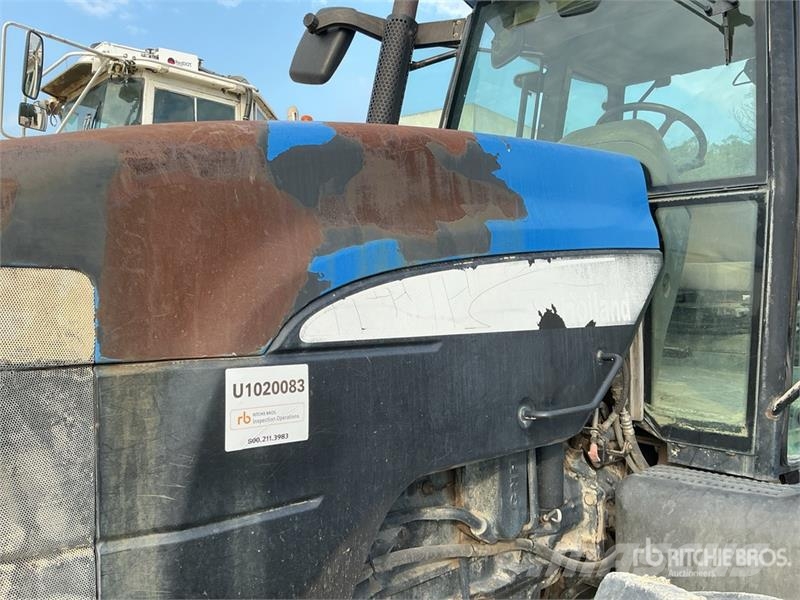 New Holland TM140 4WD Tractor Trattori