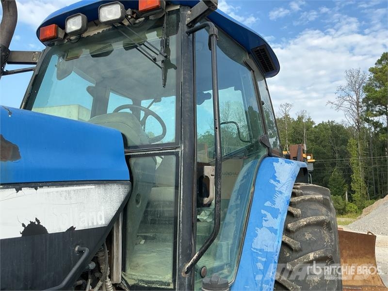 New Holland TM140 4WD Tractor Trattori