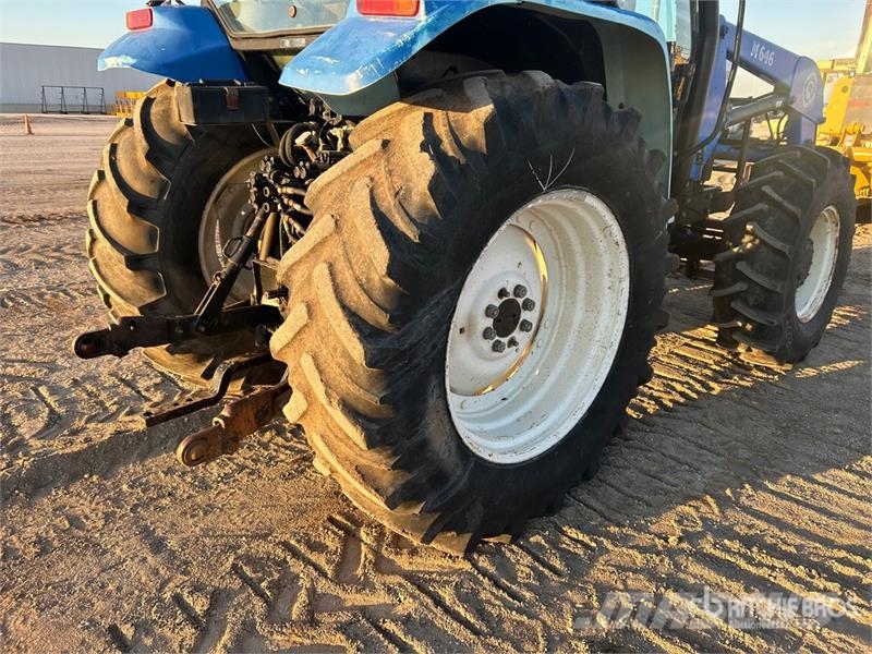 New Holland TS100 Traktorer