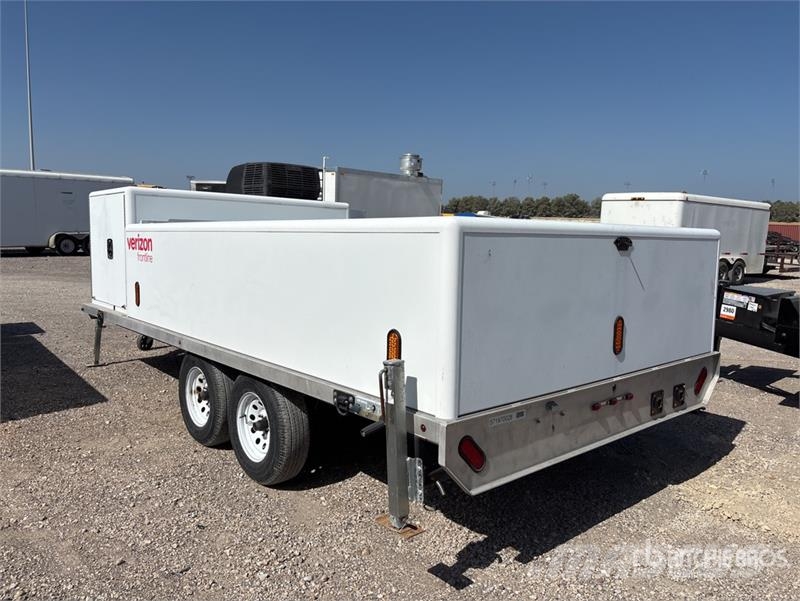 Newport Fabricating 10 ft T/A Utility Trailer 기타 트레일러